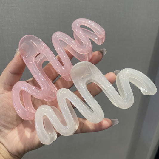 KOREAN WAVE CLAW CLIP